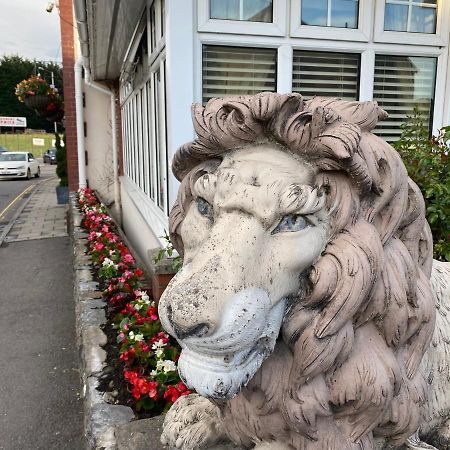 The Masons Arms Hotel Bridgend  Exterior photo