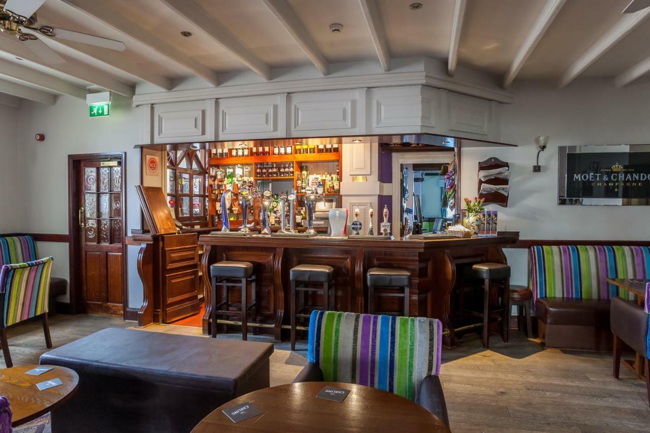 The Masons Arms Hotel Bridgend  Exterior photo